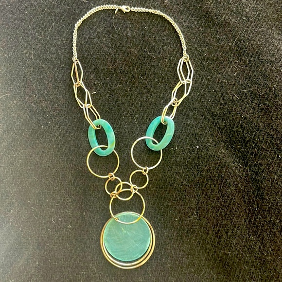 Jewelry - Retro necklace
